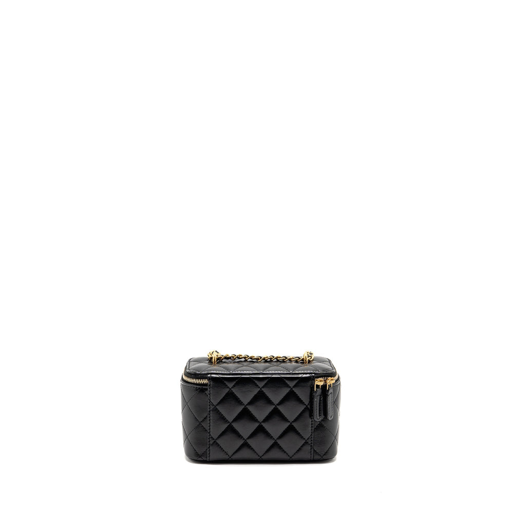 chanel-long-vanity-with-chain-detail-cc-logo-lambskin-black-ghwmicrochip