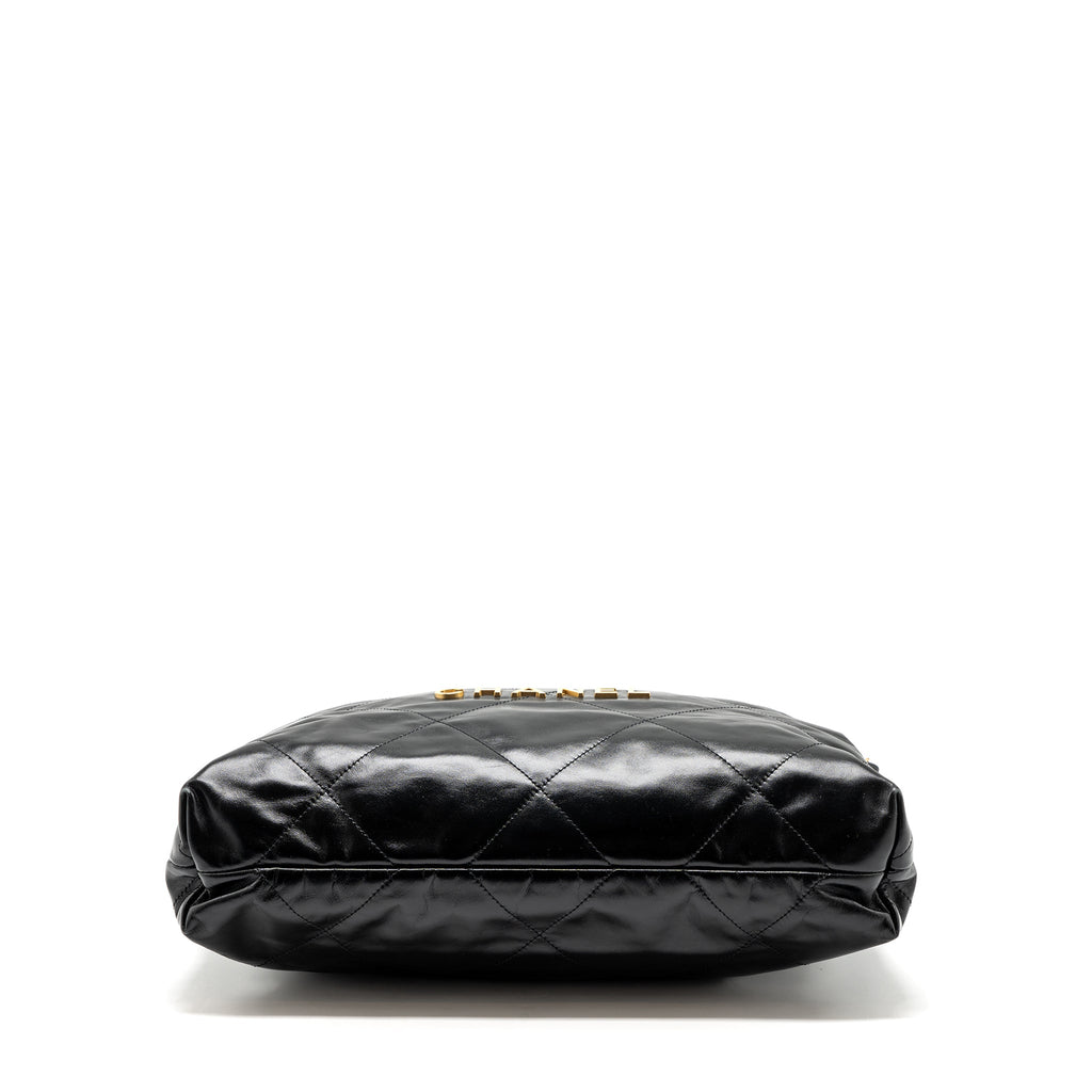 chanel-medium-22-bag-gold-letter-shiny-calfskin-black-ghwmicrochip-1