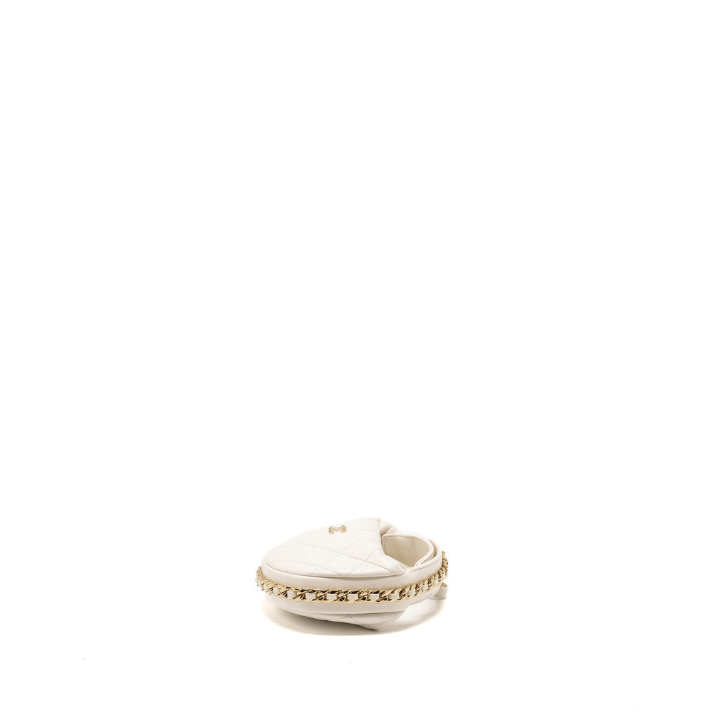 chanel-23c-round-clutch-lambskin-white-lghw-microchip-2