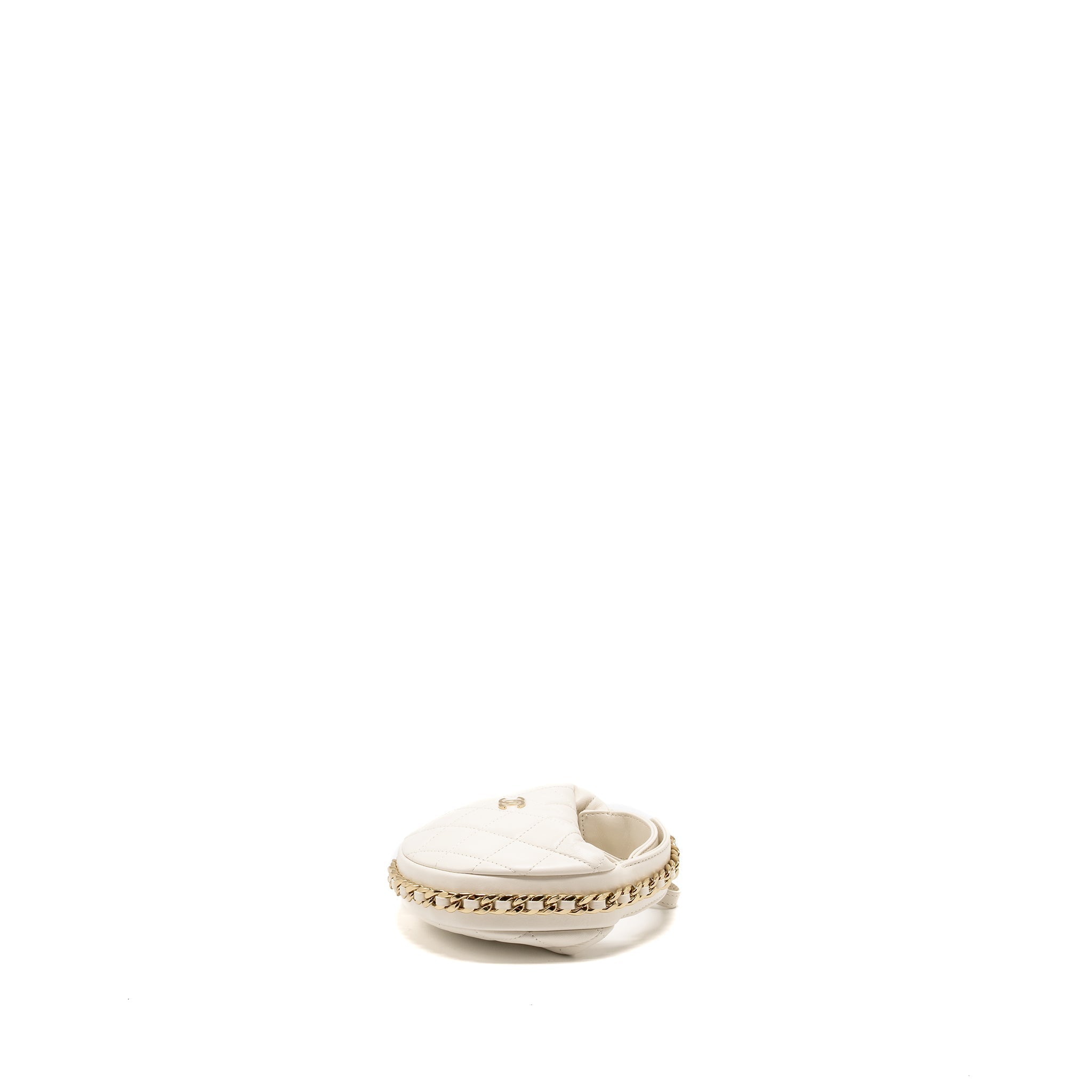 chanel-23c-round-clutch-lambskin-white-lghw-microchip-2