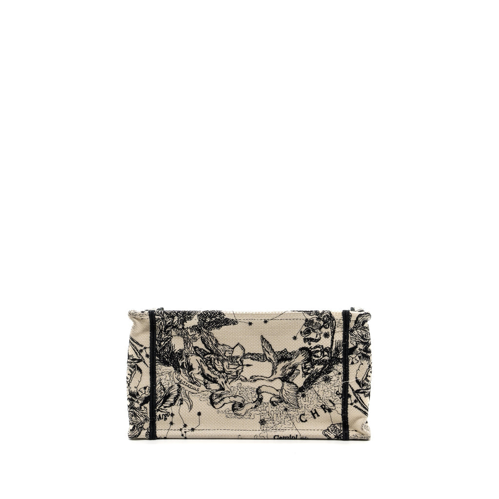 dior-small-book-tote-latte-black-toile-de-jouy-zodiac-embroidery