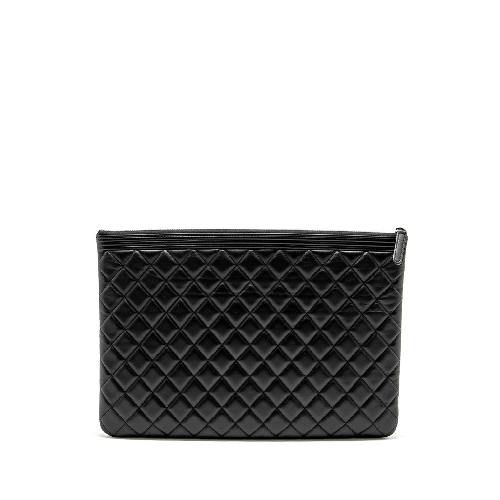 chanel-boy-pouch-lambskin-black-ruthenium-hardware