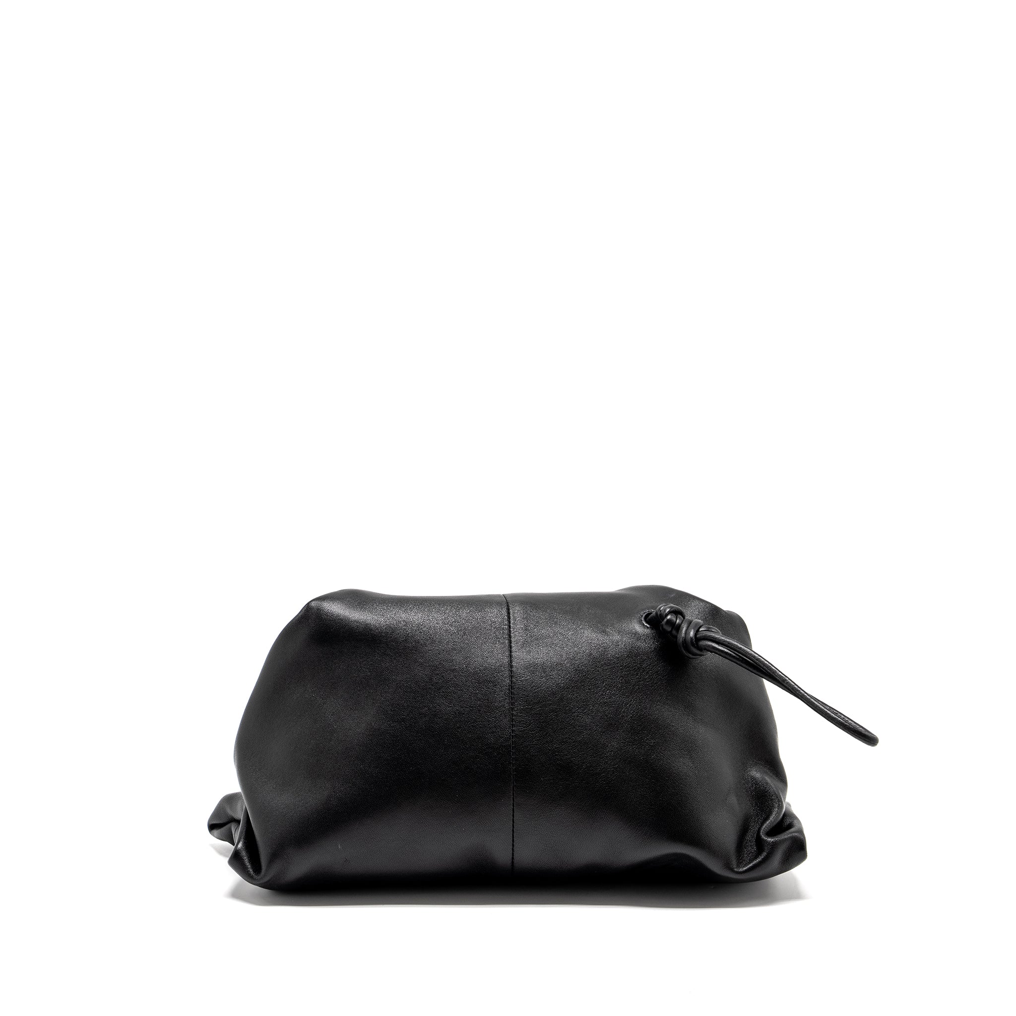 bottega-veneta-trine-envelop-clutch-leather-black-shw