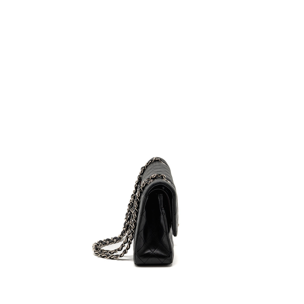 chanel-medium-classic-double-flap-bag-lambskin-black-shw-copy-2