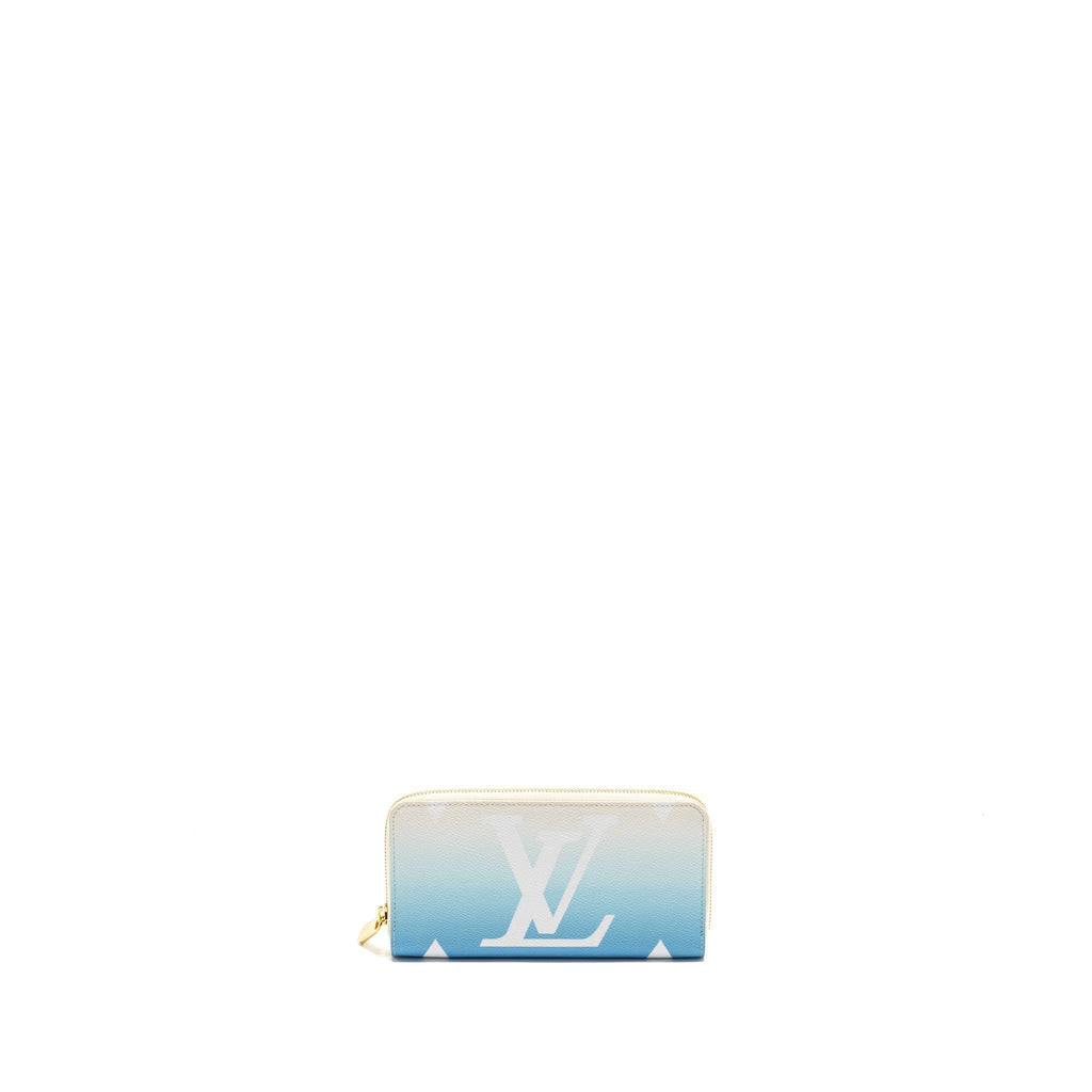 louis-vuitton-monogram-giant-by-the-pool-zip-wallet-multicolor-blue-ghw