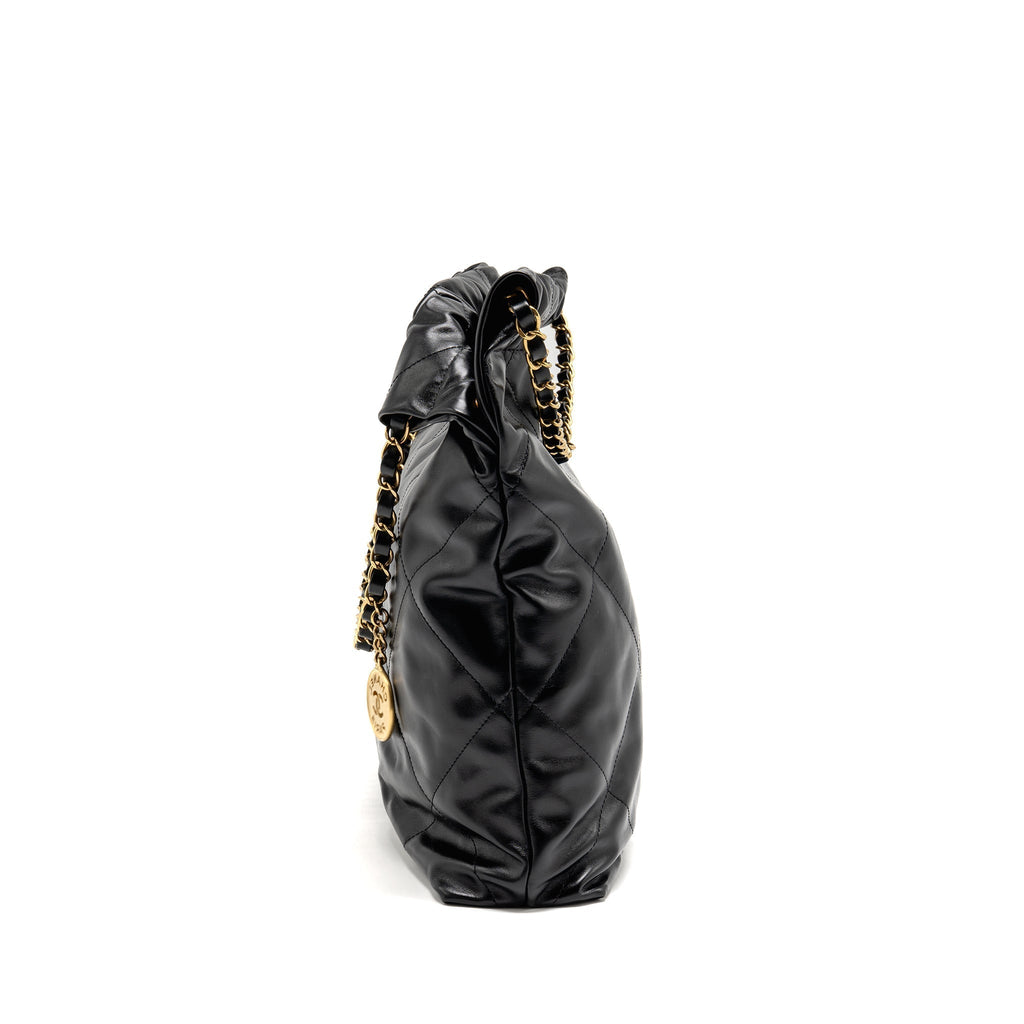 chanel-22-black