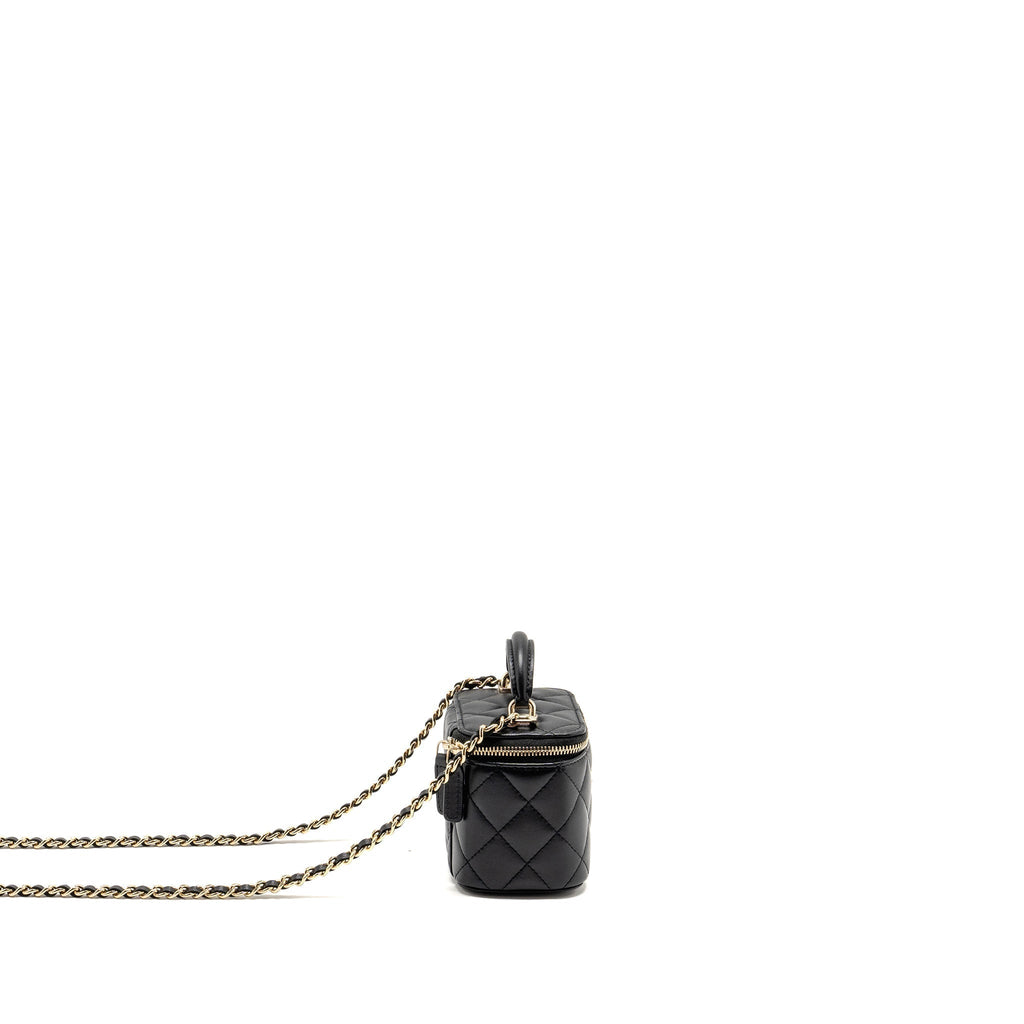 chanel-top-handle-mini-vanity-with-chain-lambskin-black-lghw-microchip-1