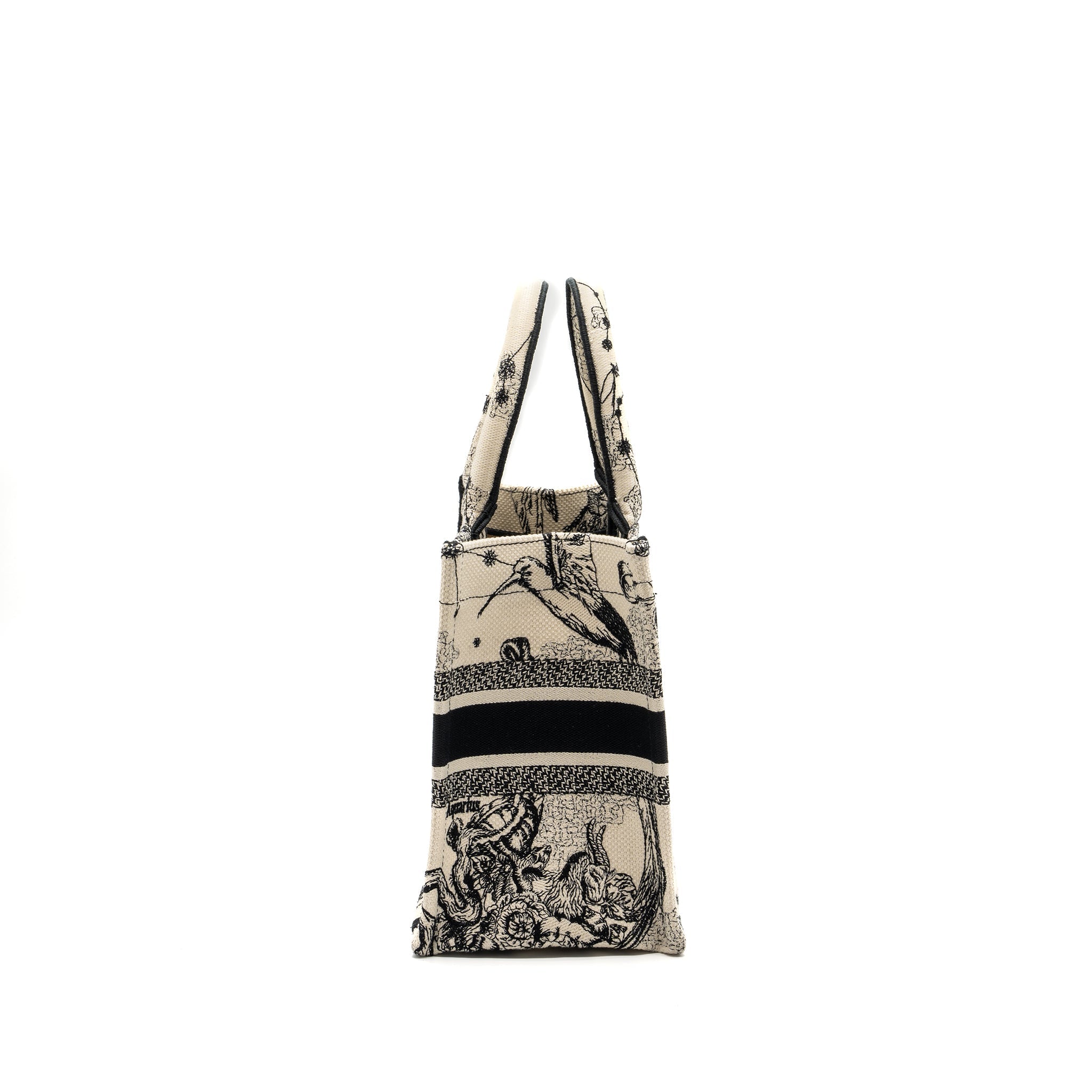 dior-small-book-tote-latte-black-toile-de-jouy-zodiac-embroidery