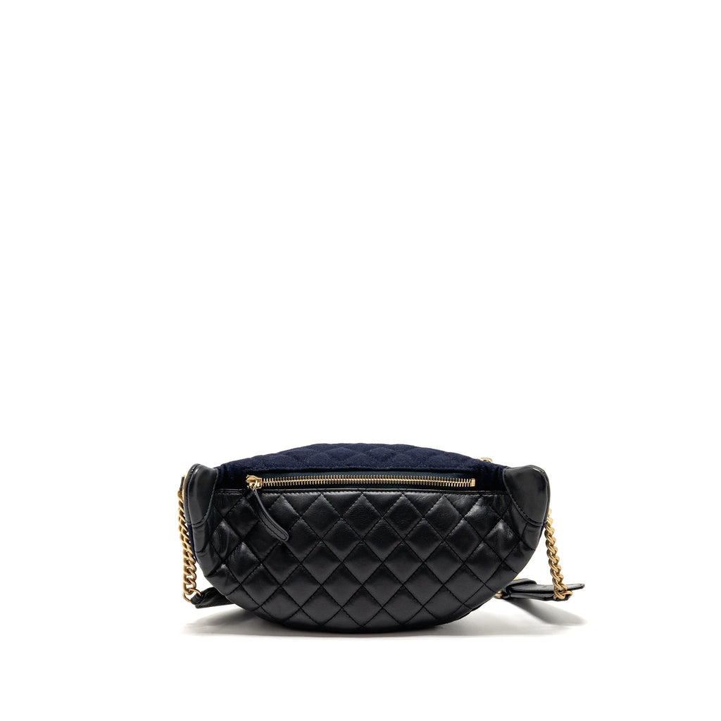 chanel-waist-bag-black