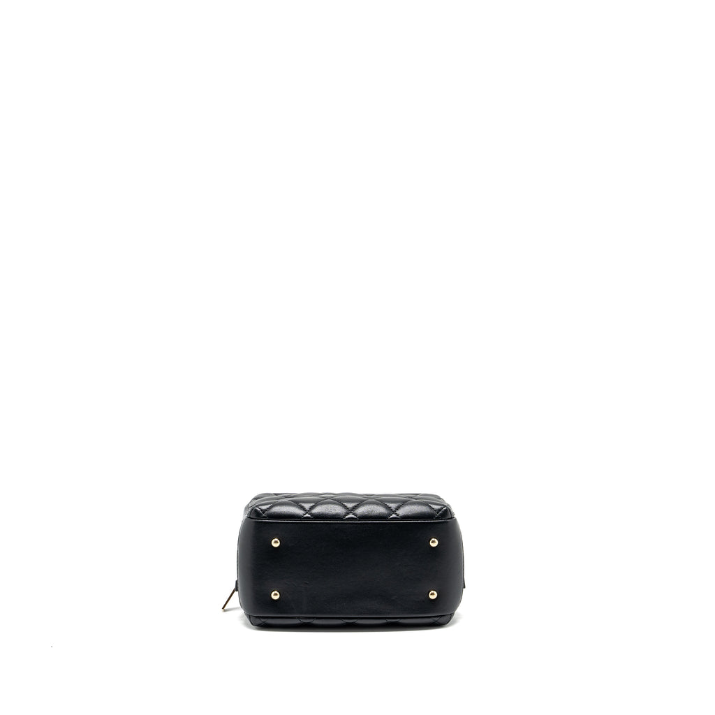 chanel-trendy-cc-top-handle-vanity-bag-lambskin-black-ghw-1
