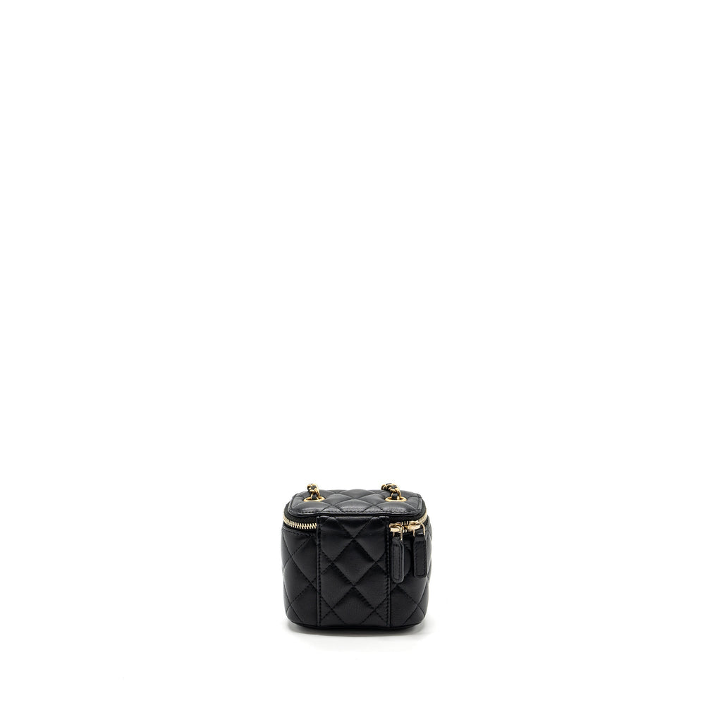 chanel-pearl-crush-mini-vanity-with-chain-lambskin-black-with-ghw