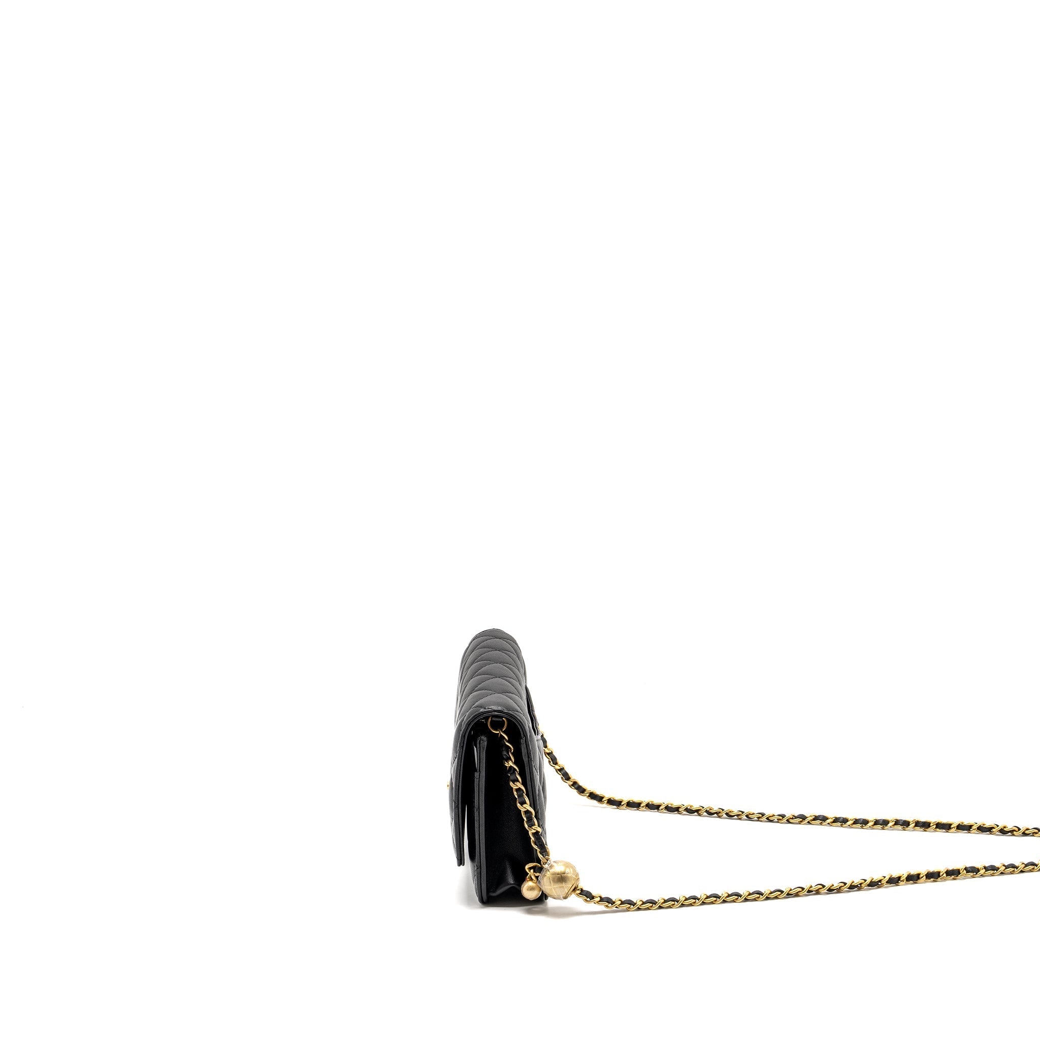 chanel-pearl-crush-wallet-on-chain-lambskin-black-ghw-microchip-14