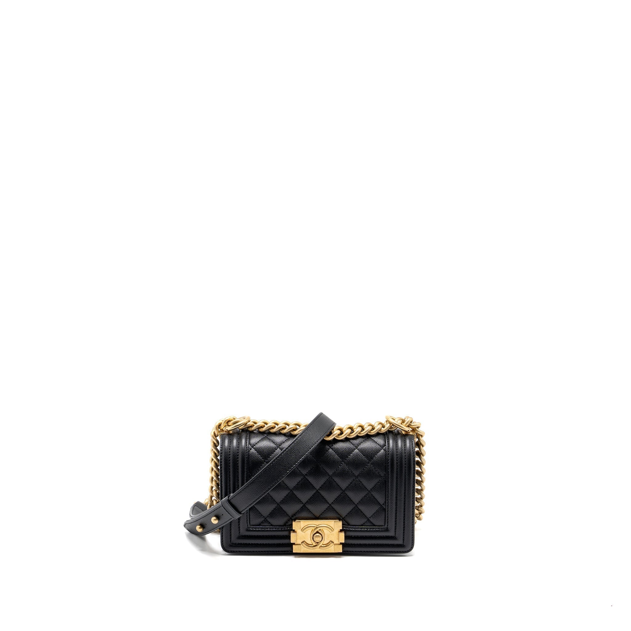chanel-small-boy-bag-caviar-black-ghwmicrochip