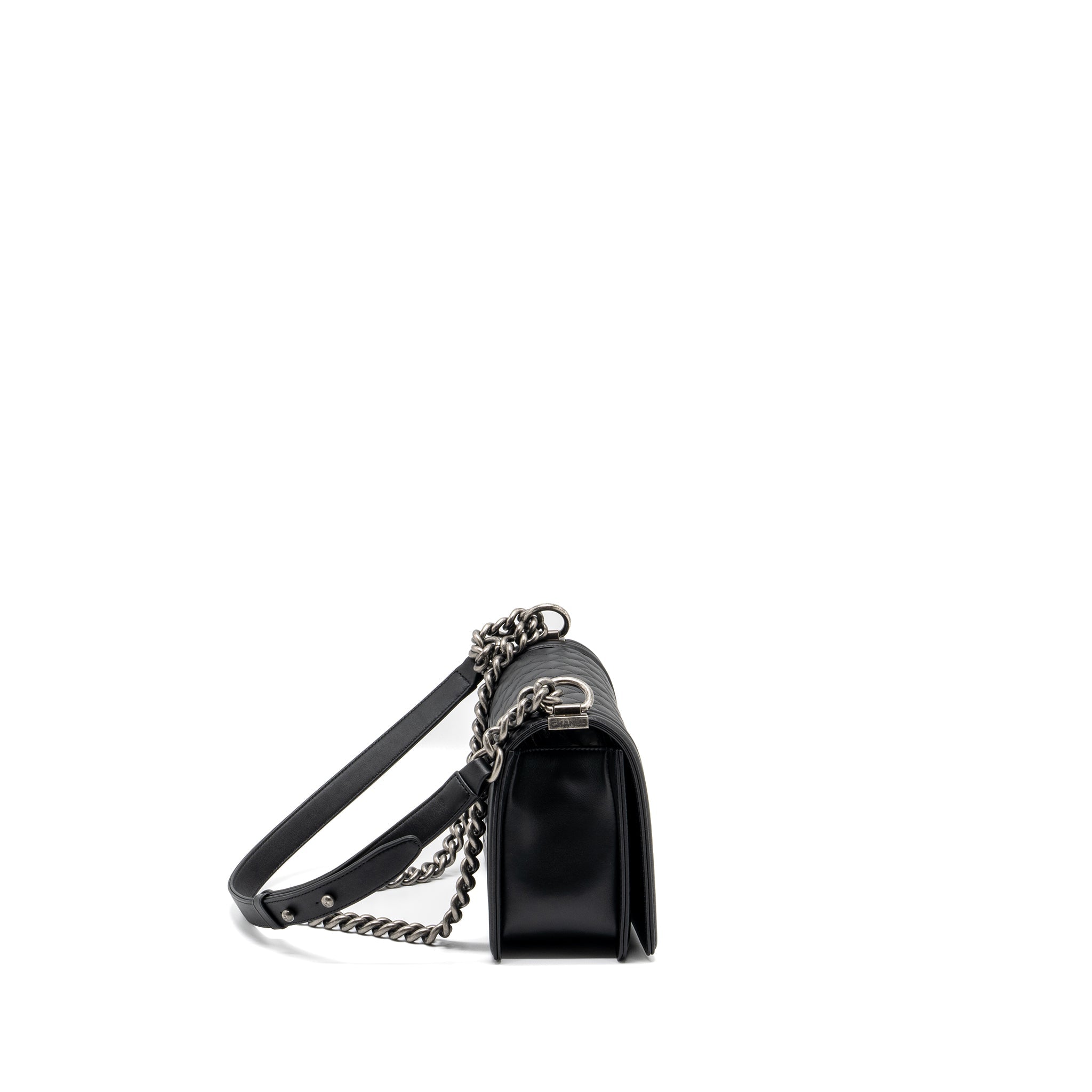 chanel-medium-boy-bag-calfskin-black-ruthenium-hardware