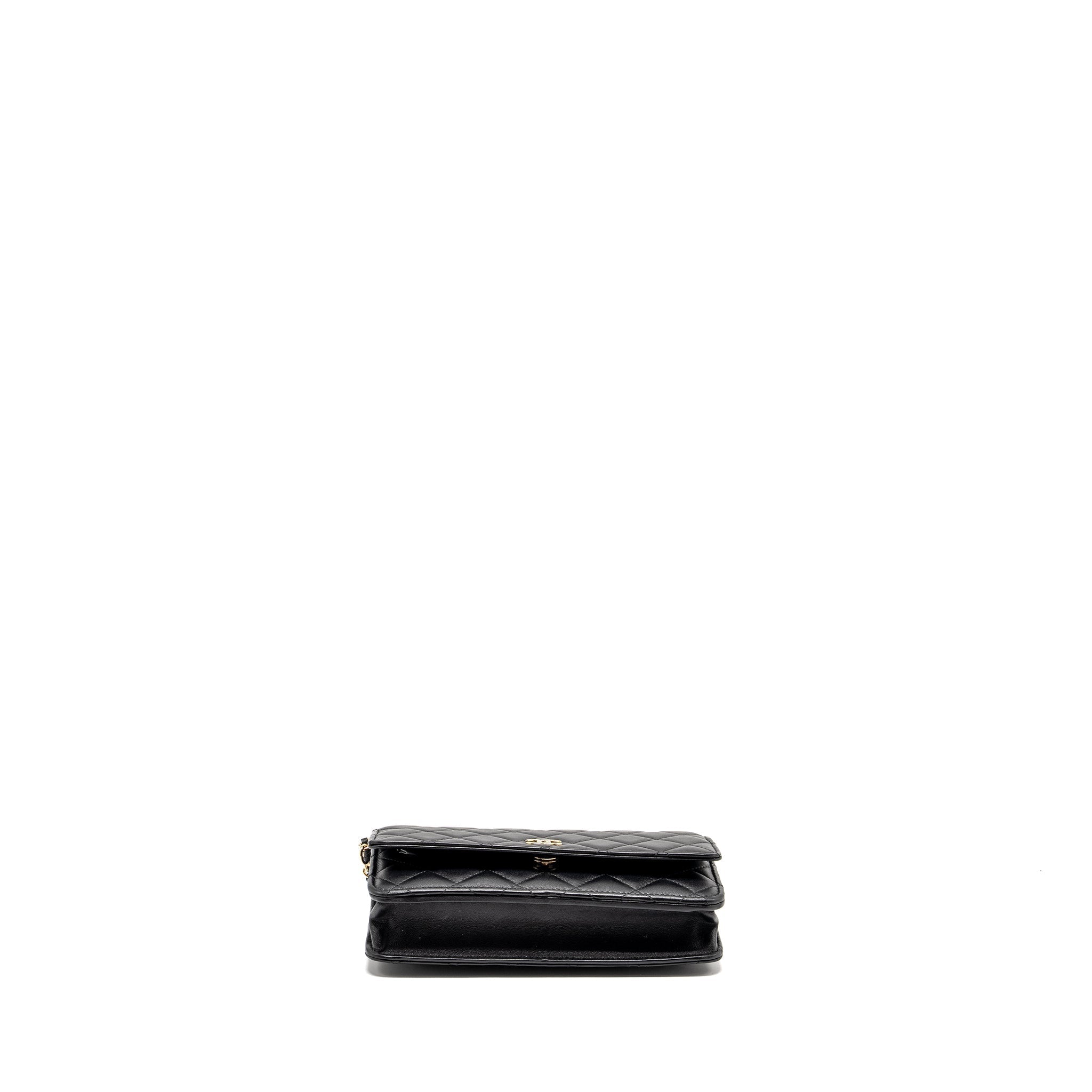 chanel-pearl-chain-wallet-on-chain-lambskin-black-lghwmicrochip