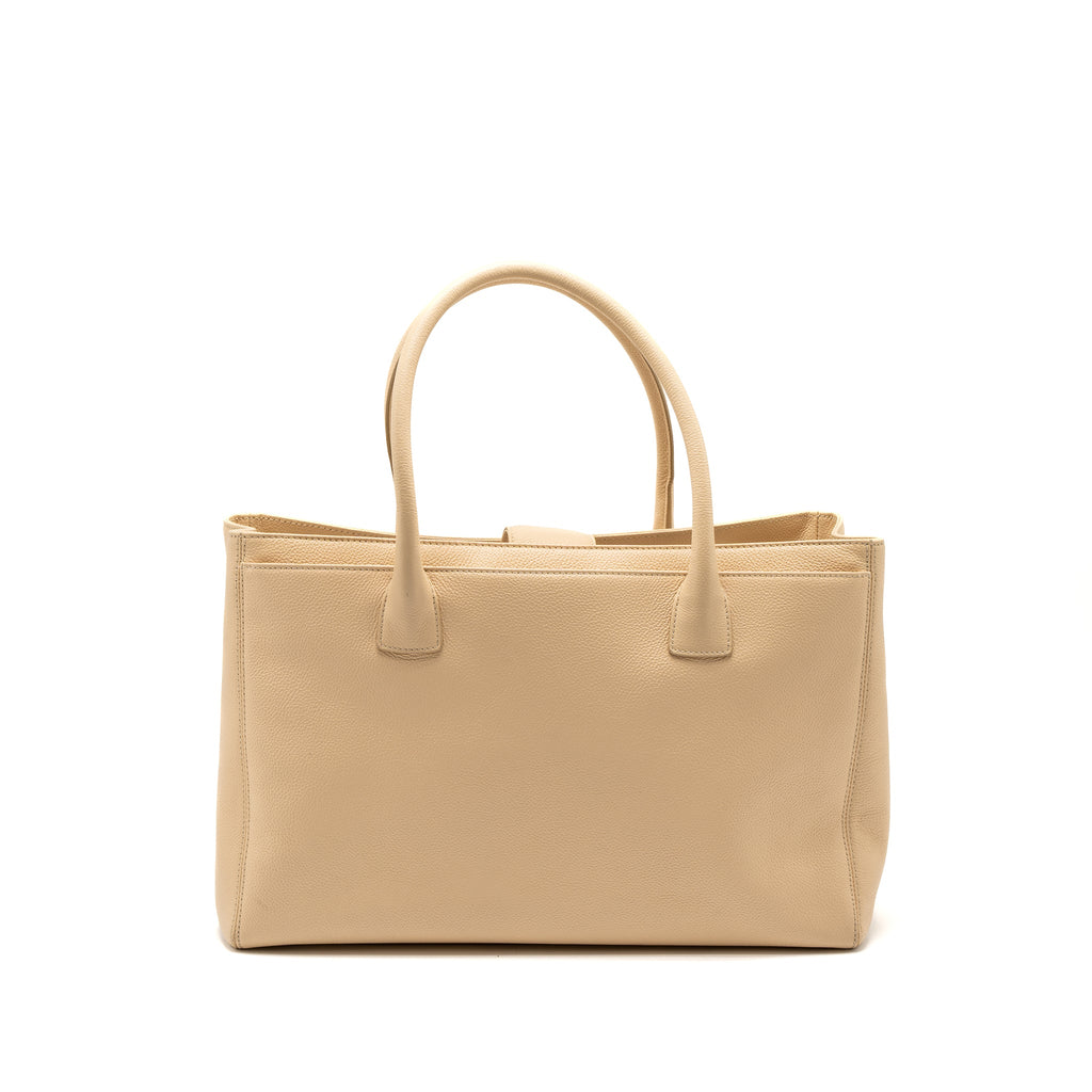 chanel-cerf-tote-bag-grained-calfskin-beige-ghw