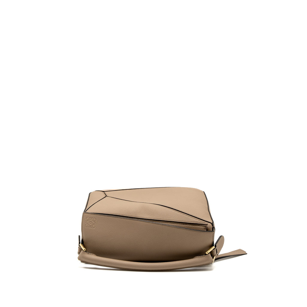 loewe-medium-puzzle-bag-soft-grained-calfskin-sand-ghw