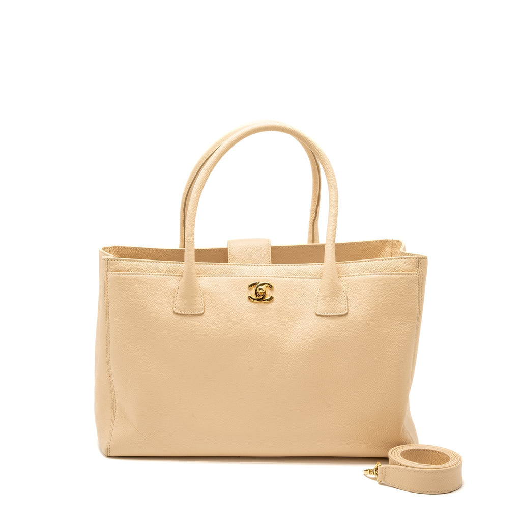 chanel-cerf-tote-bag-grained-calfskin-beige-ghw