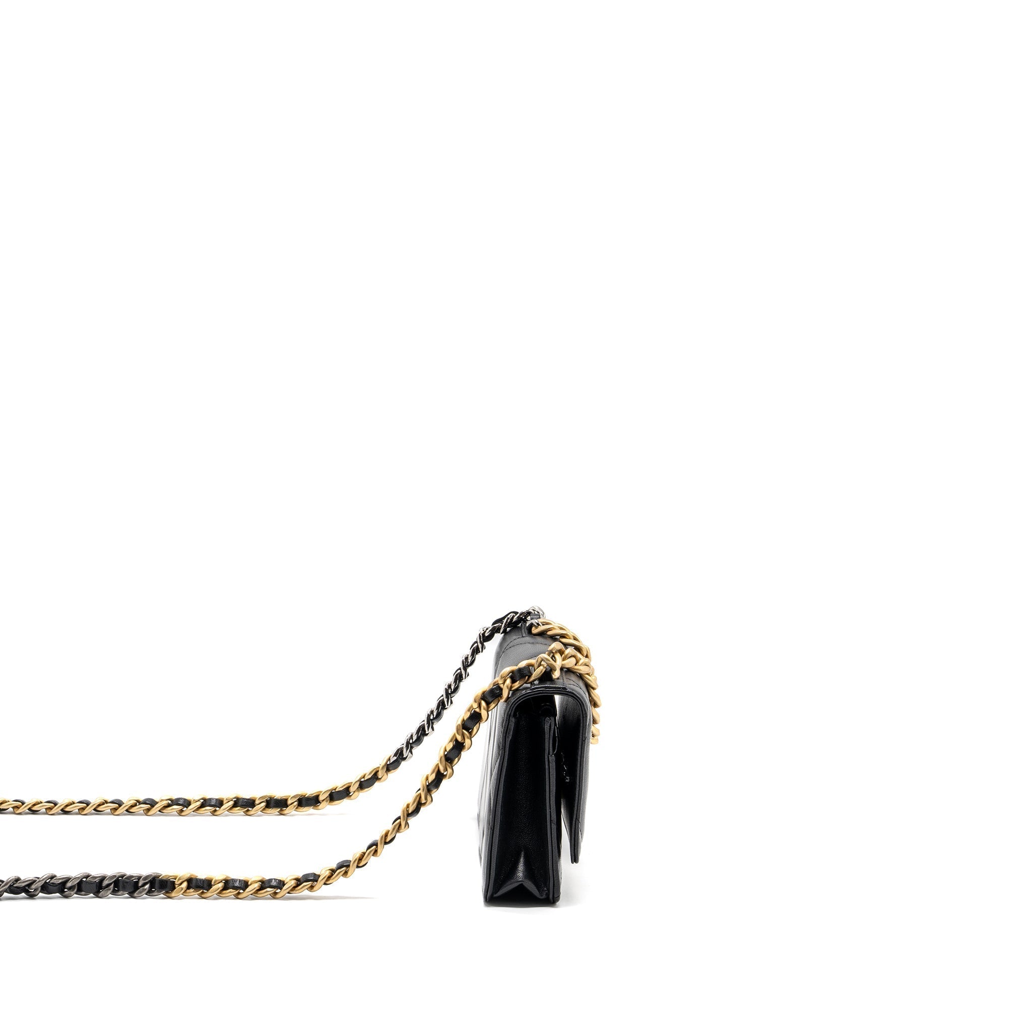 chanel-19-wallet-on-chain-lambskin-black-multicolor-hardware