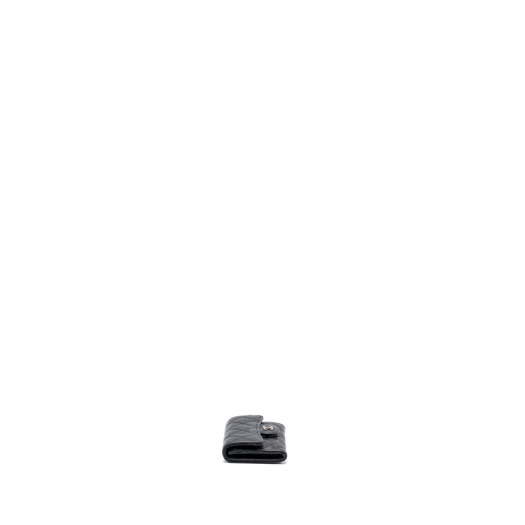 chanel-classic-flap-card-holder-caviar-black-shw-5