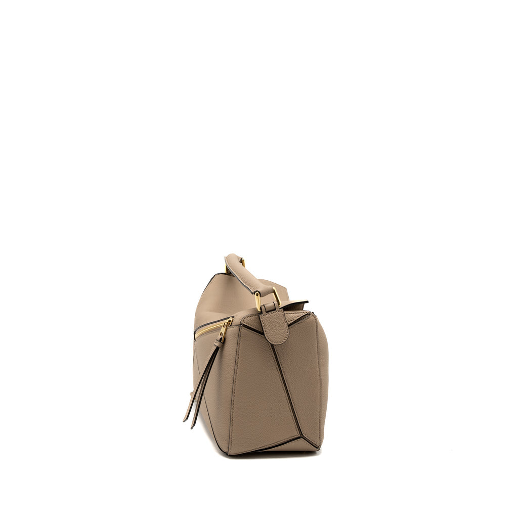 loewe-medium-puzzle-bag-soft-grained-calfskin-sand-ghw