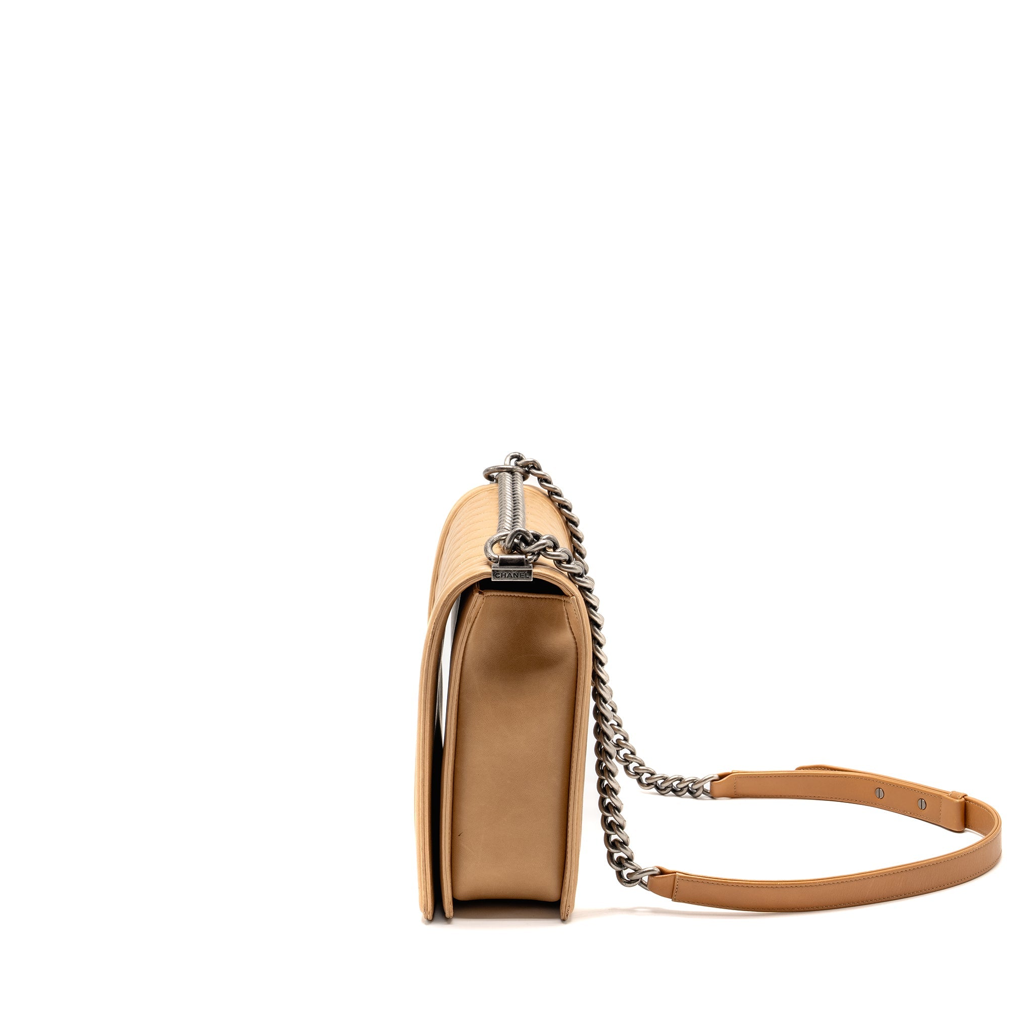 chanel-large-boy-bag-lambskin-beige-ruthenium-hardware