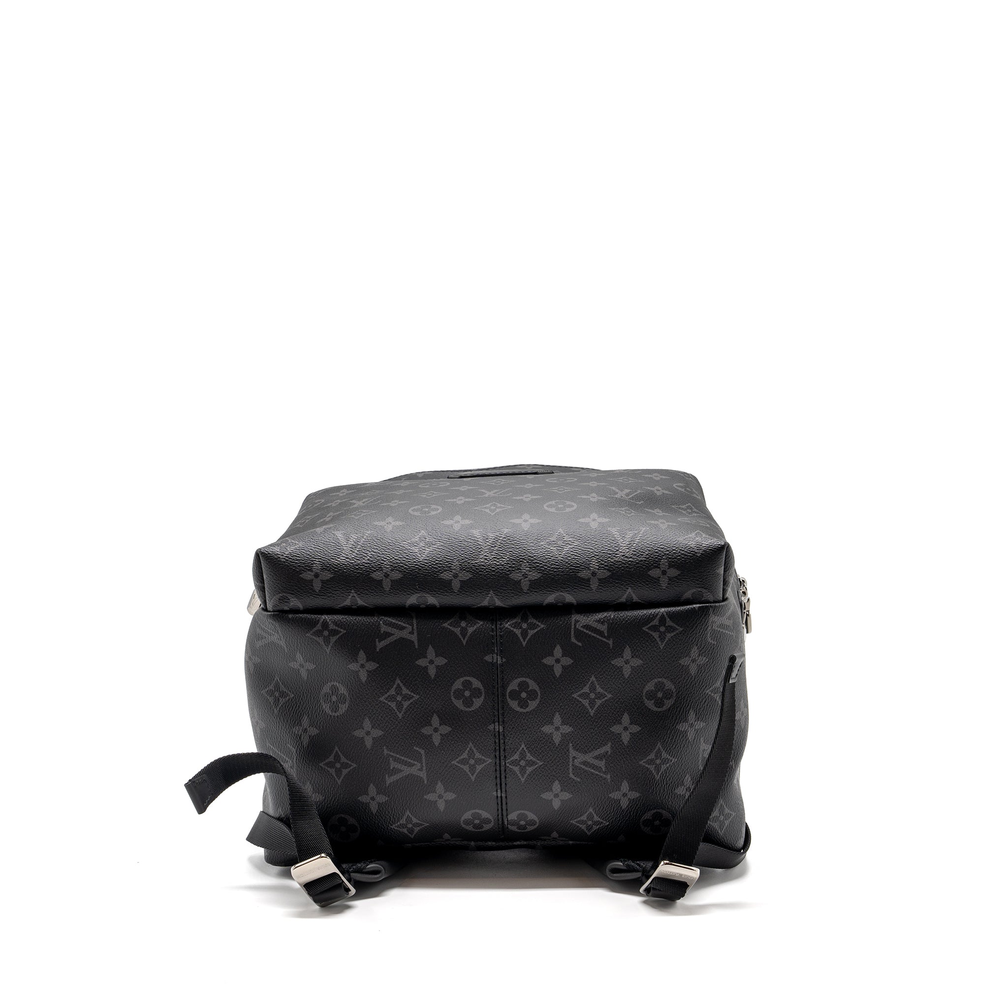 louis-vuitton-discovery-backpack-pm-monogram-canvas-black-shw