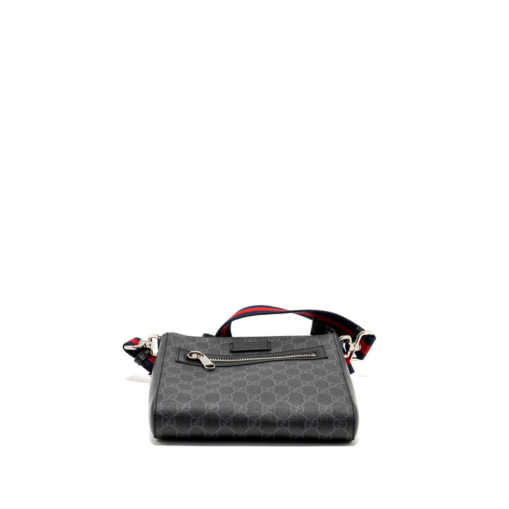 gucci-messenger-bag-gg-supreme-canvas-black-multicolour-shw