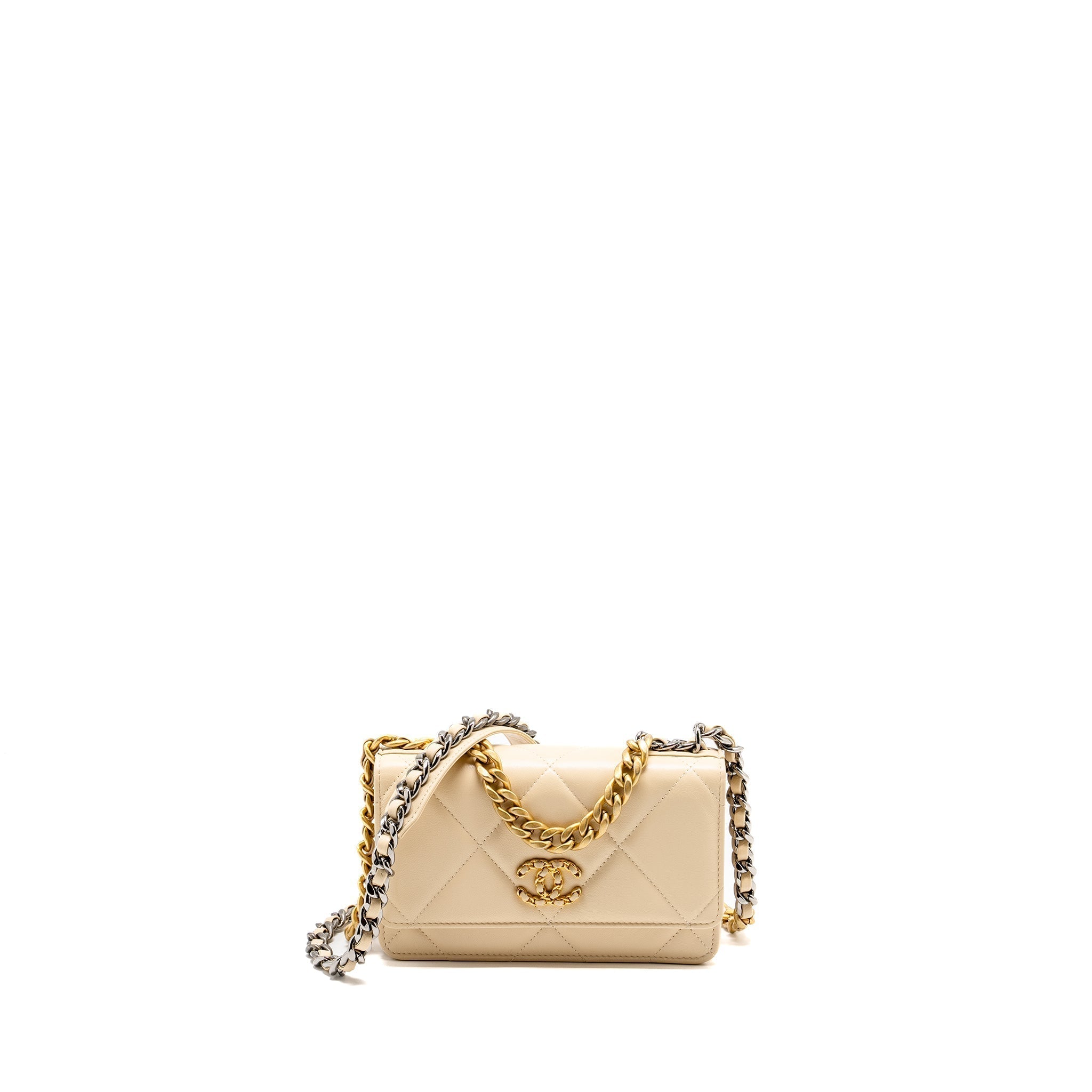 chanel-19-wallet-on-chain-lambskin-light-beige-multicolour-hardware