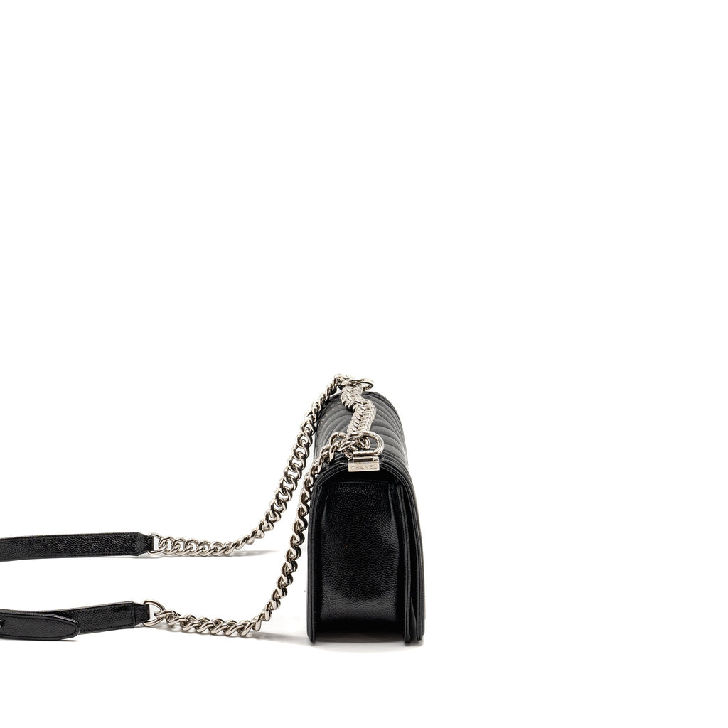 chanel-chevron-medium-boy-bag-caviar-black-shw