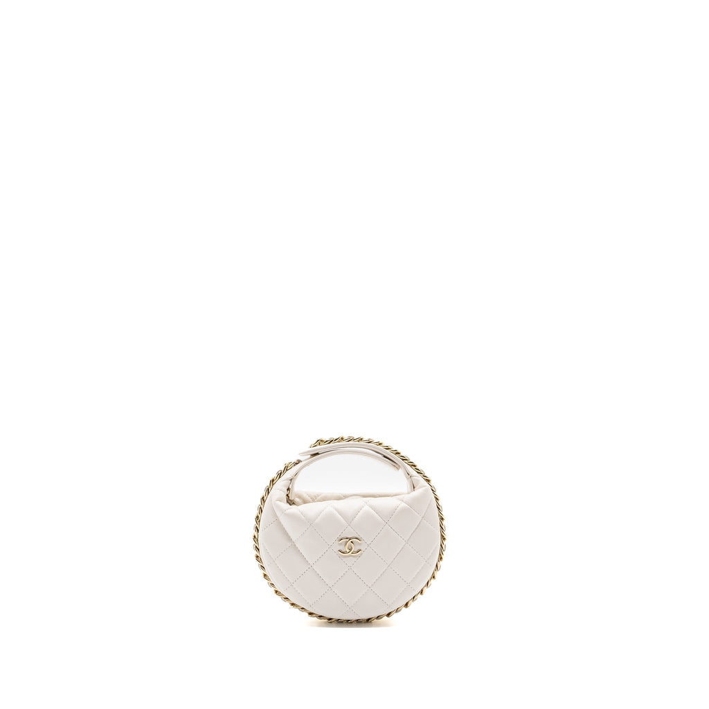 chanel-23c-round-clutch-lambskin-white-lghw-microchip-1