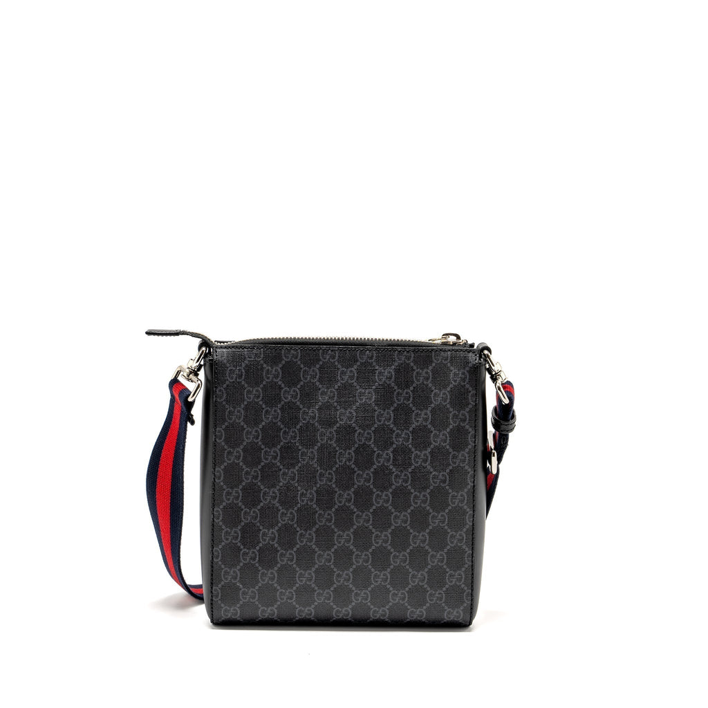 gucci-messenger-bag-gg-supreme-canvas-black-multicolour-shw