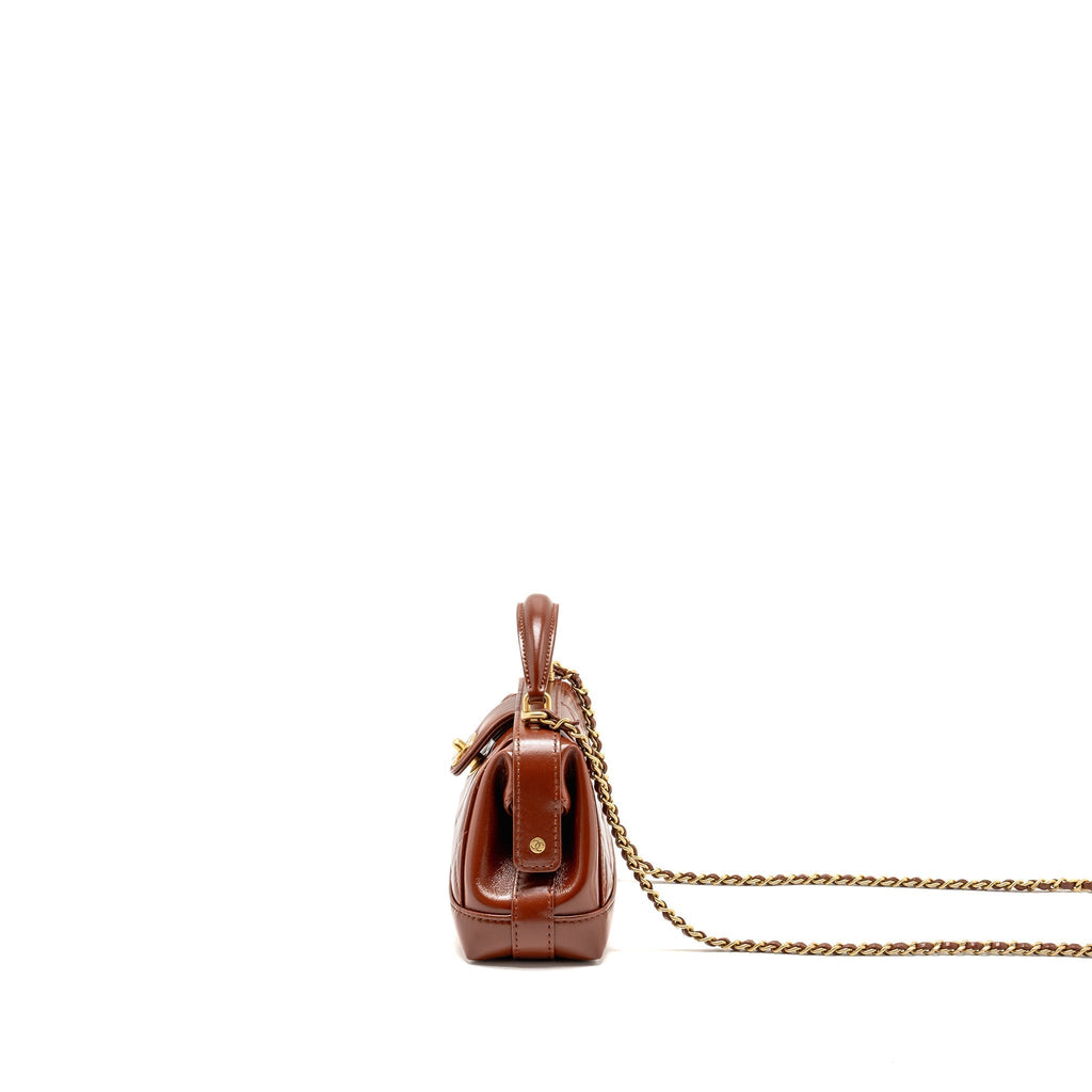 chanel-24a-small-top-handle-doctor-bag-quilted-shiny-lambskin-caramel-ghwmicrochip-copy