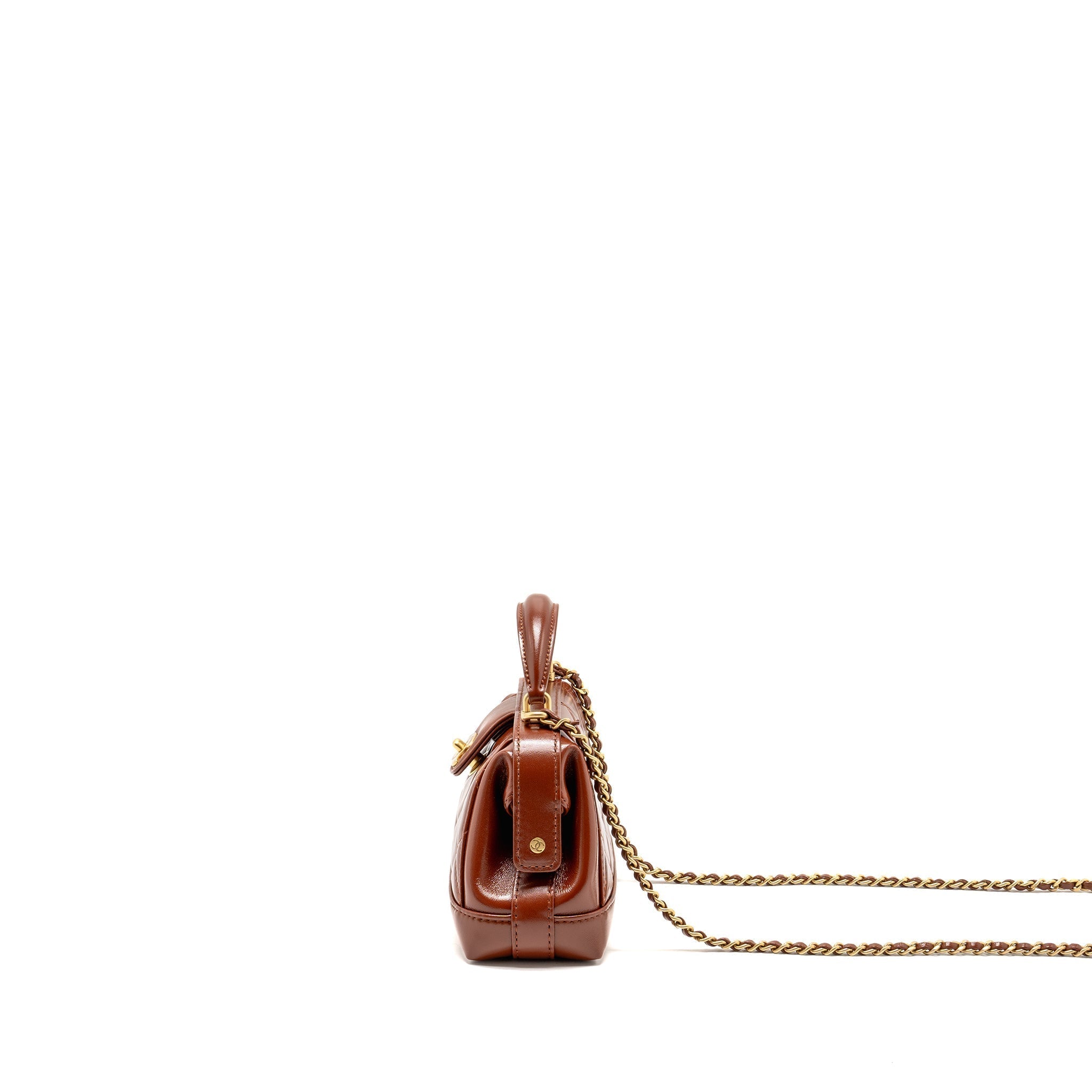 chanel-24a-small-top-handle-doctor-bag-quilted-shiny-lambskin-caramel-ghwmicrochip-copy