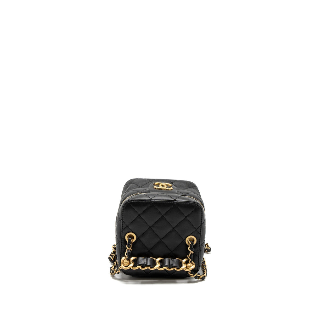 copy-of-chanel-top-handle-vanity-crossbody-bag-calfskin-black-brushed-ghw-microchip