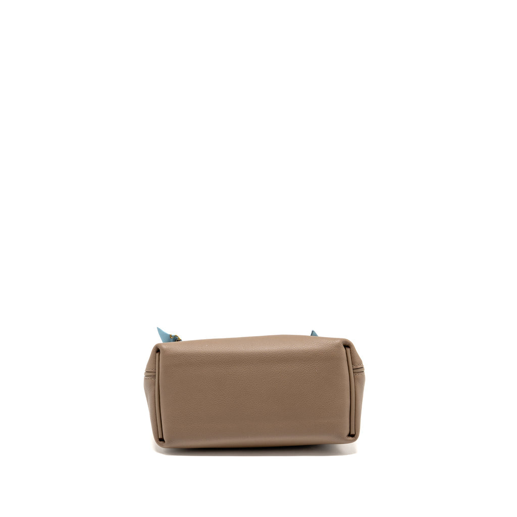 hermes-mini-24-24-2424-21-bag-evercolor-etoupe-shw-stamp-b