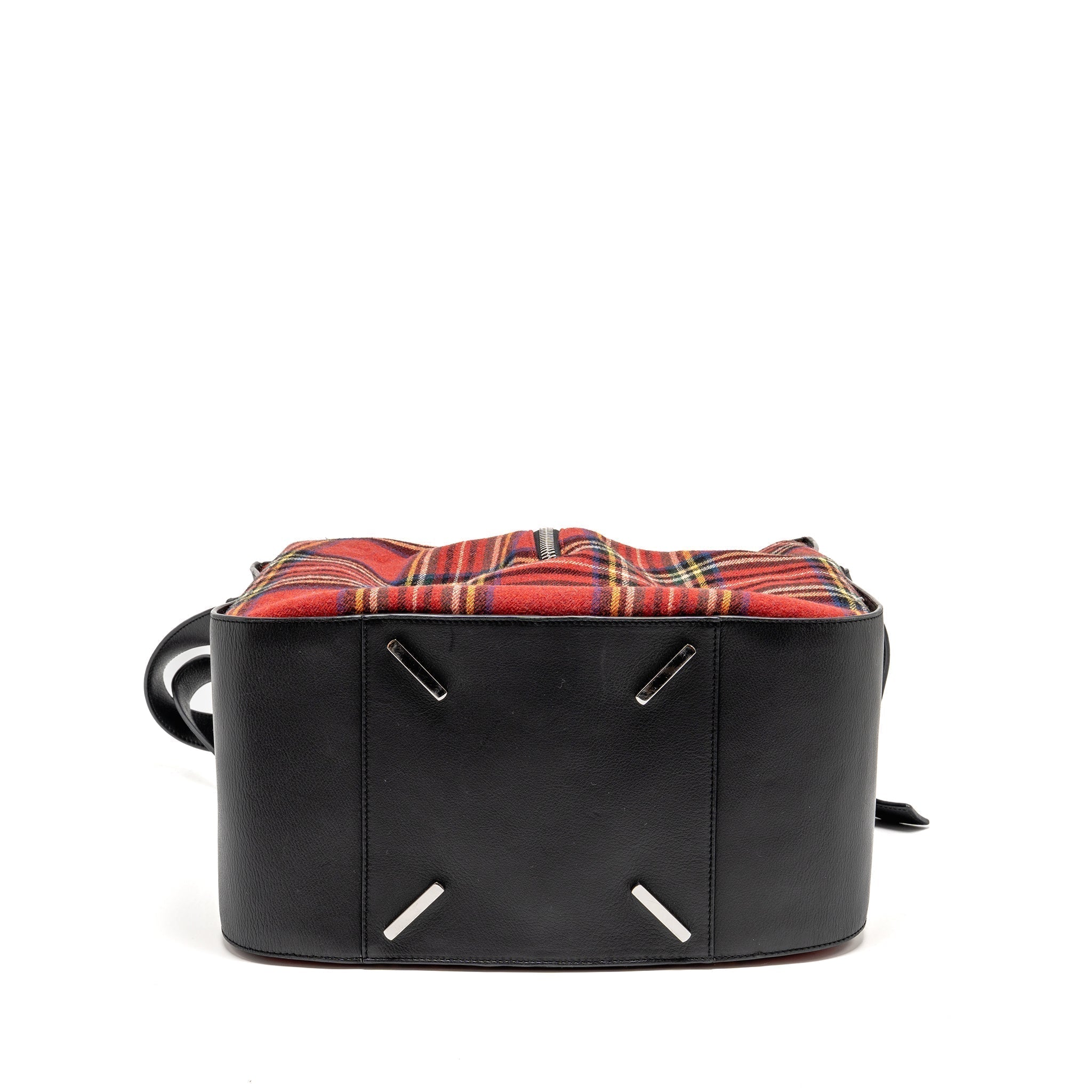 loewe-hammock-tartan-bag-black-red-tartan-calf-textile-shw-1