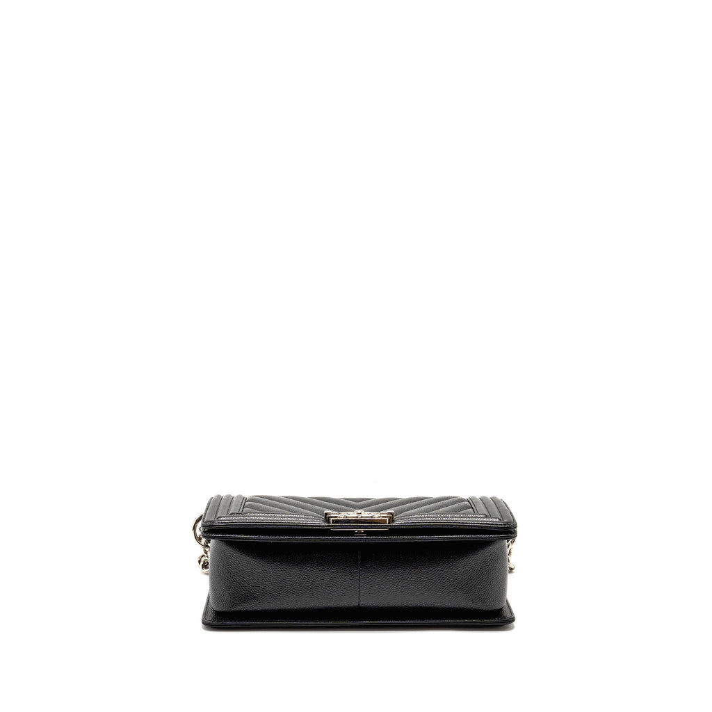 chanel-chevron-medium-boy-bag-caviar-black-shw