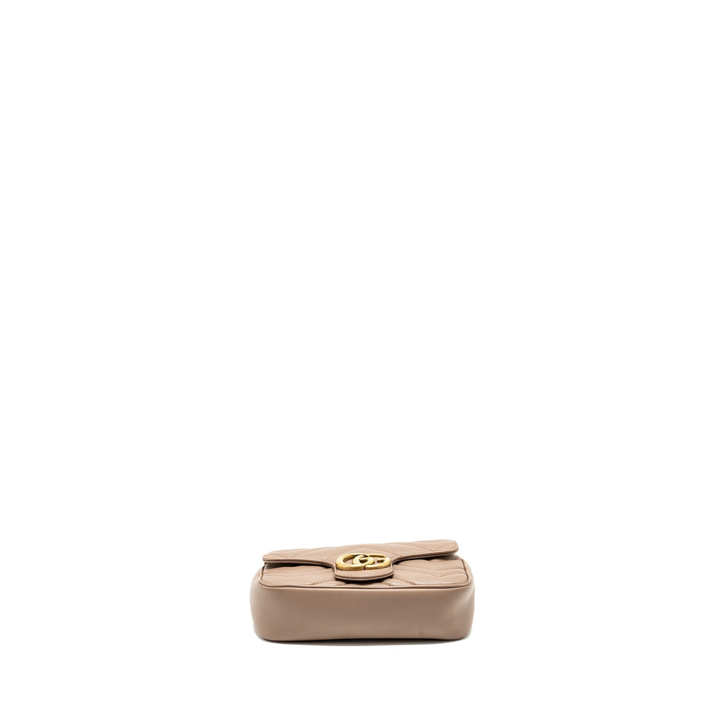 gucci-super-mini-gg-marmont-bag-calfskin-beige-ghw-1