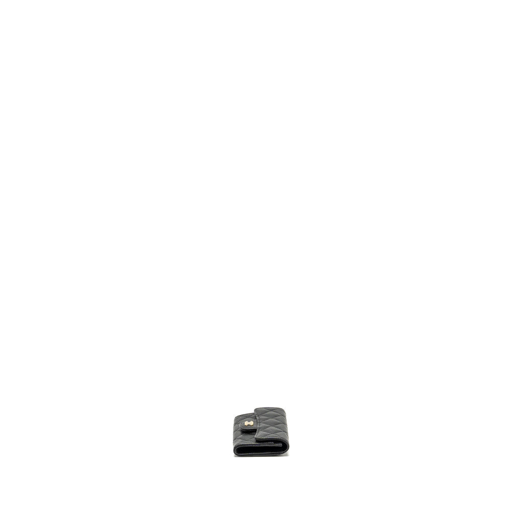 chanel-classic-flap-card-holder-caviar-black-ghwmicrochip-1