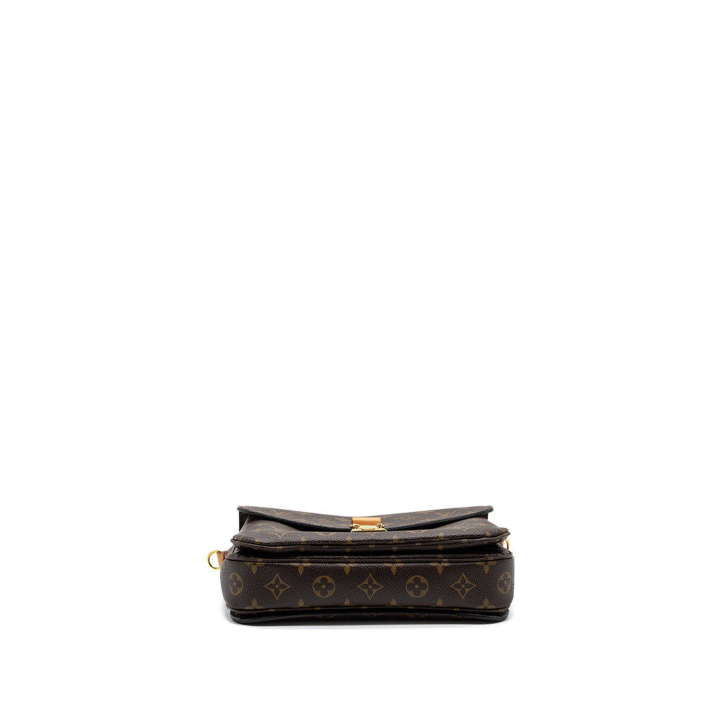 louis-vuitton-pochette-metis-monogram-canvas-ghw-15