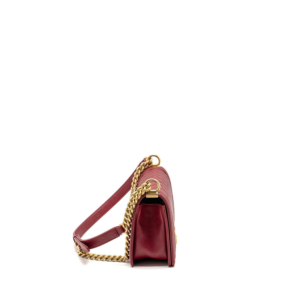 chanel-medium-boy-bag-caviar-red-ghw-copy