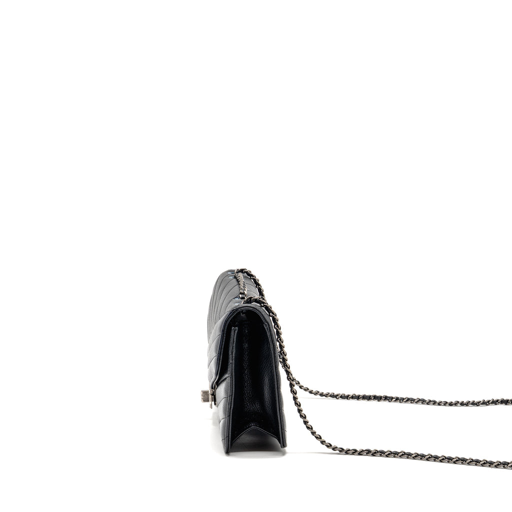 chanel-envelop-metal-plate-flap-bag-chevron-calfskin-black-navy-ruthenium-silver-hardware-copy