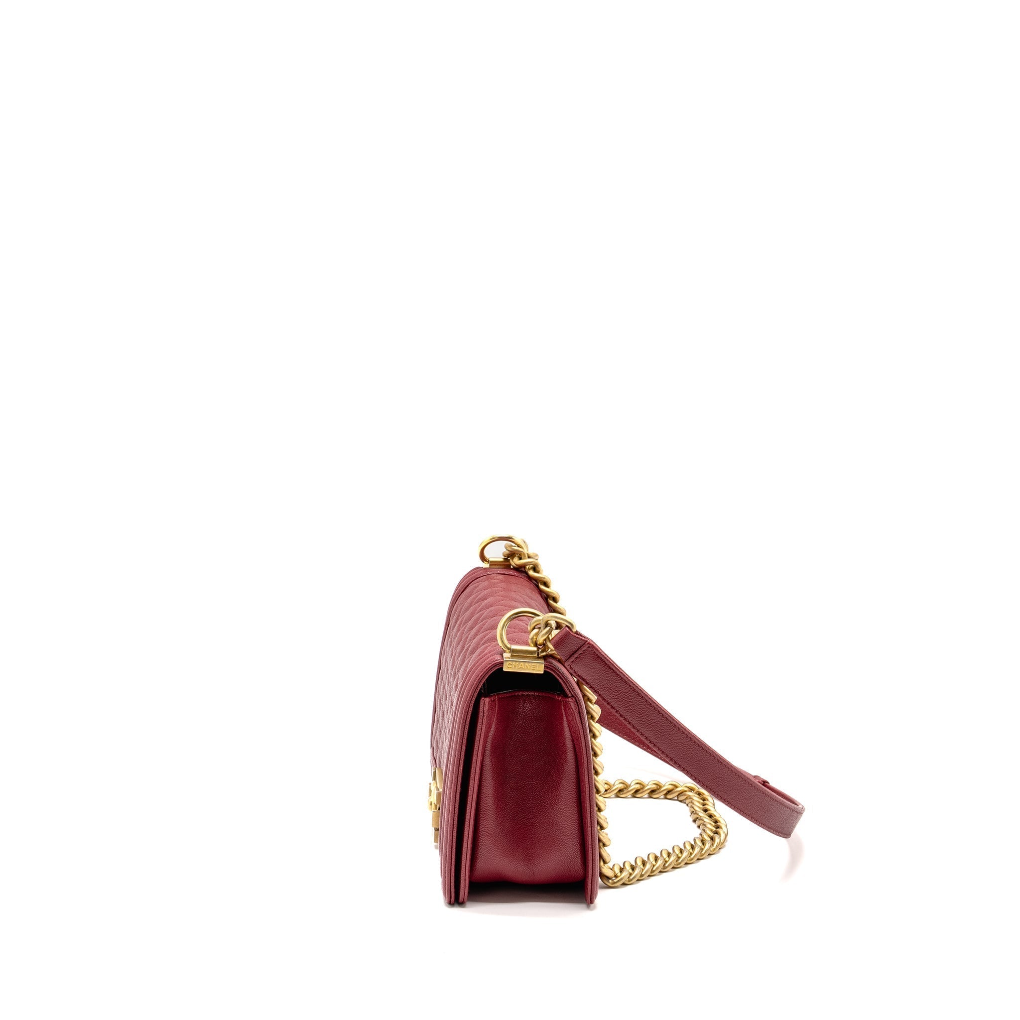 chanel-medium-boy-bag-caviar-red-ghw-copy