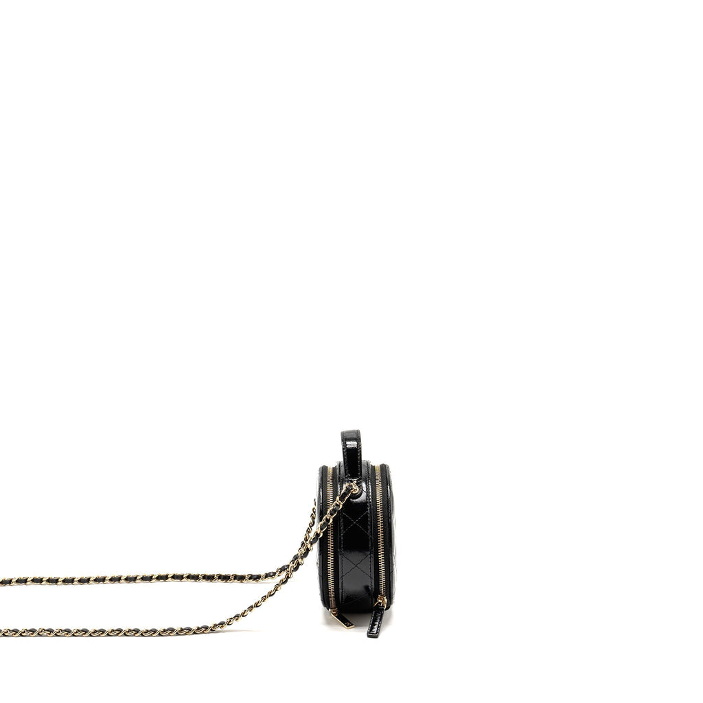chanel-22b-top-handle-mini-round-vanity-case-with-chain-shiny-leather-black-lghw-microchip