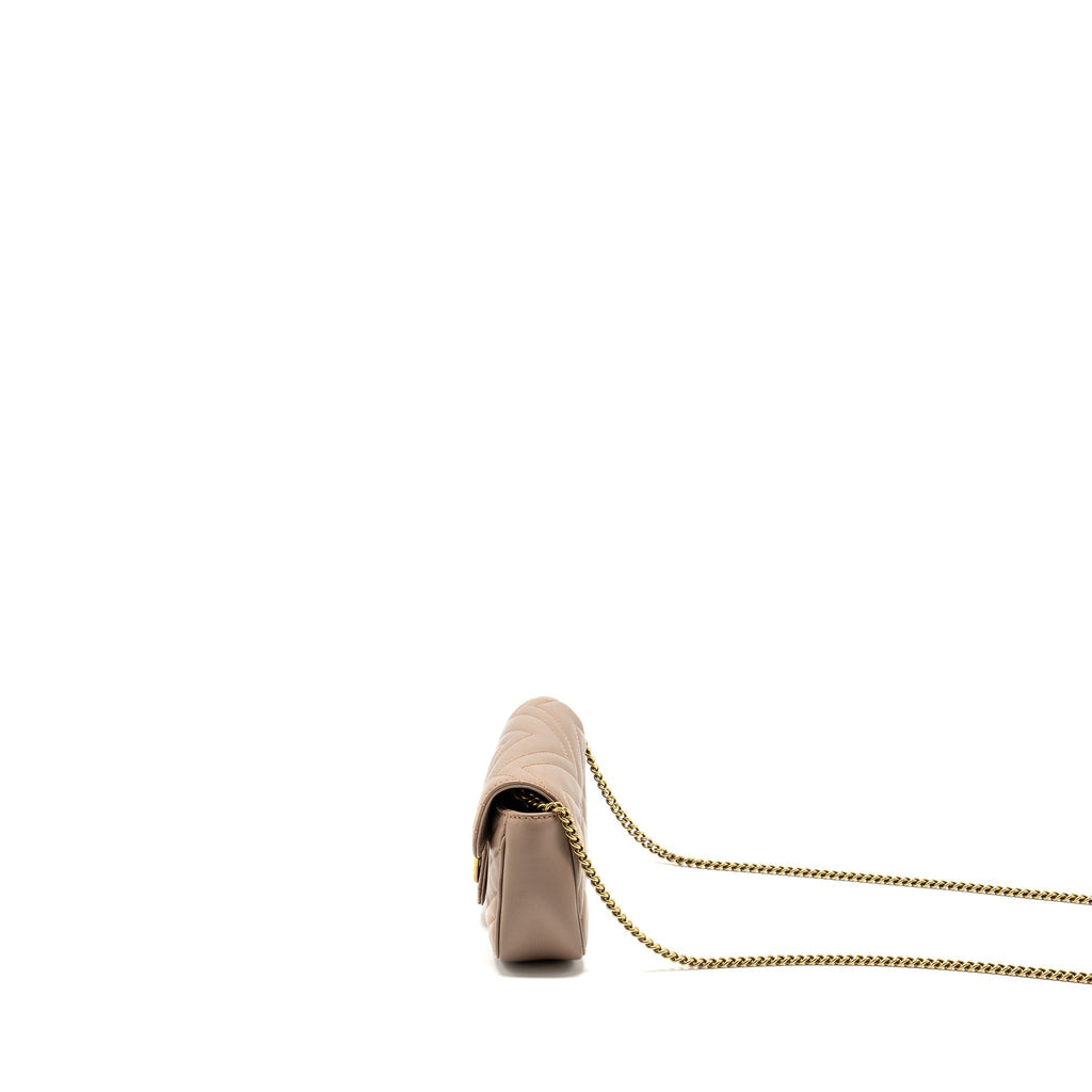 gucci-super-mini-gg-marmont-bag-calfskin-beige-ghw-1