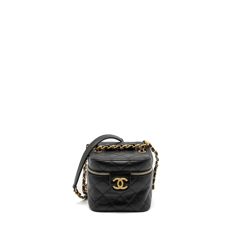 copy-of-chanel-top-handle-vanity-crossbody-bag-calfskin-black-brushed-ghw-microchip