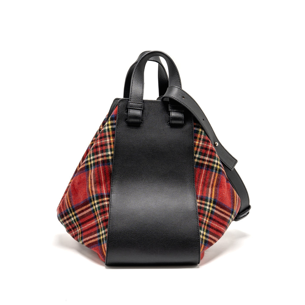 loewe-hammock-tartan-bag-black-red-tartan-calf-textile-shw-1