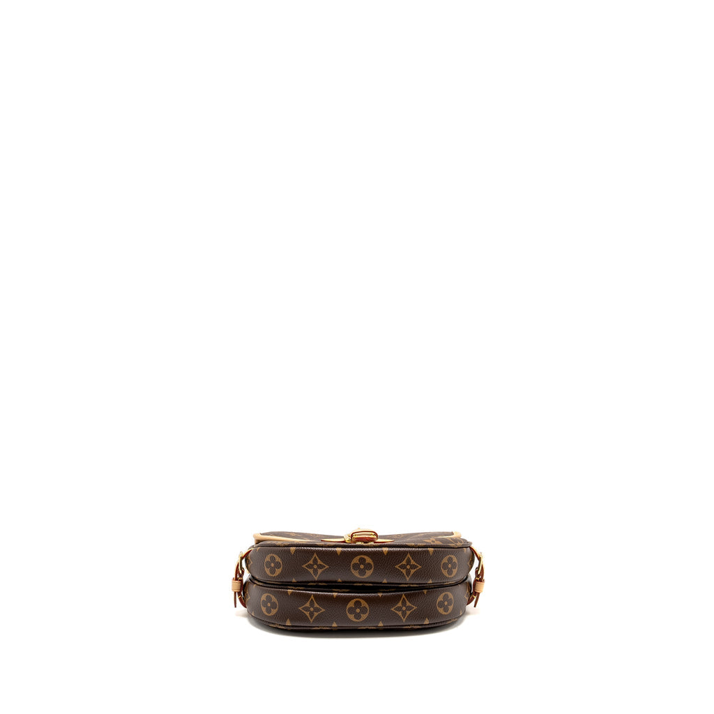 louis-vuitton-saumur-bb-monogram-canvas-ghw