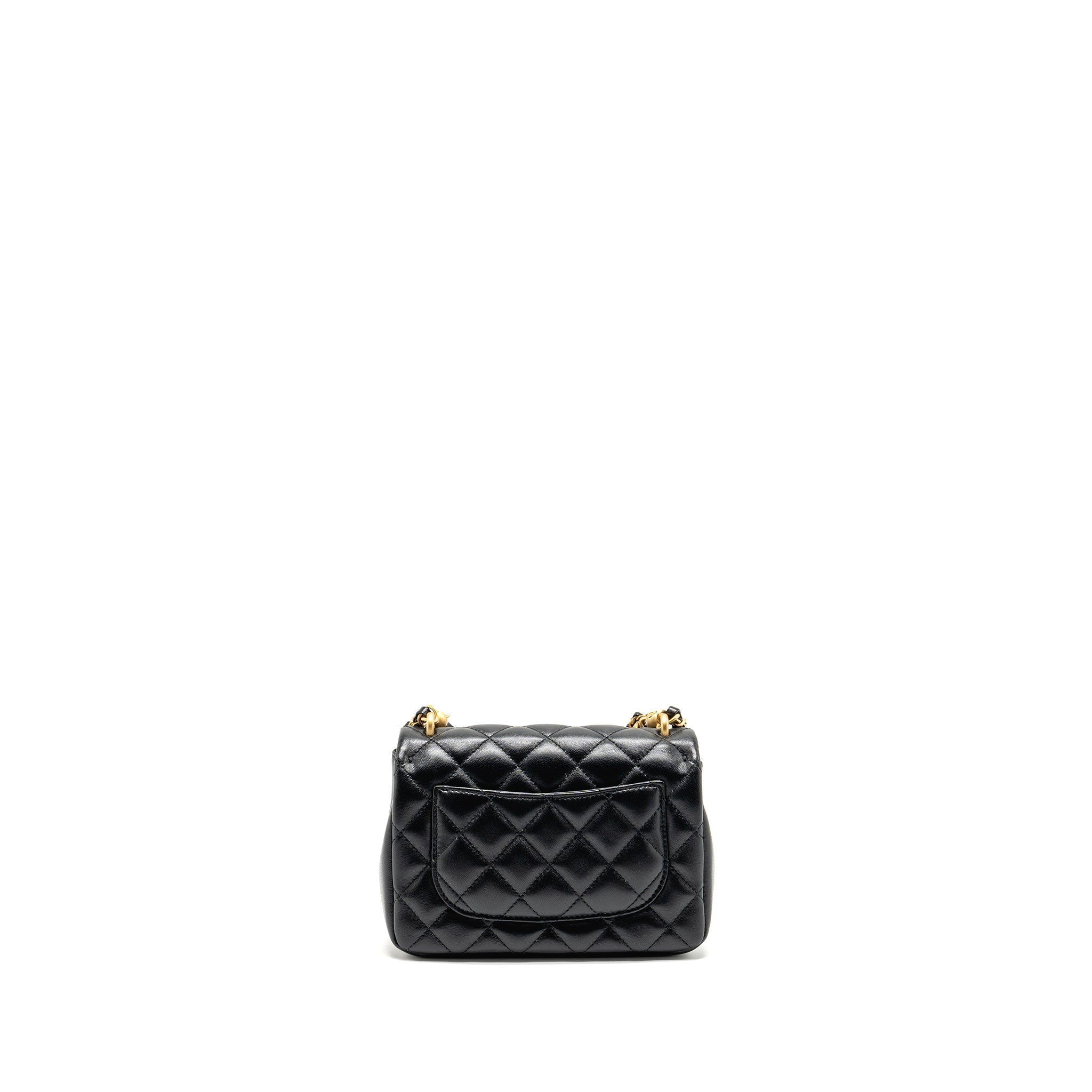 chanel-24p-pearl-chain-mini-flap-bag-lambskin-black-ghw-microchip-copy